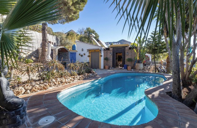 Villa "madre tierra pool jacuzzi" mit Bergblick, Pool, Whirlpool