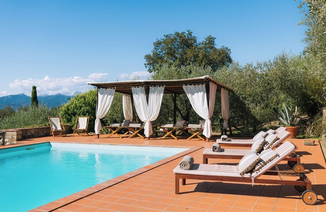 Villa Maggiorello, Lucca, private pool