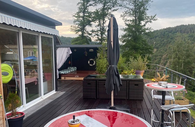 Villa Magnifique Tout Confort au Bord du lac