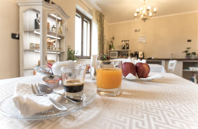 Villa Malvasio Elegant Retreat in Sassari with Private Jacuzzi Room