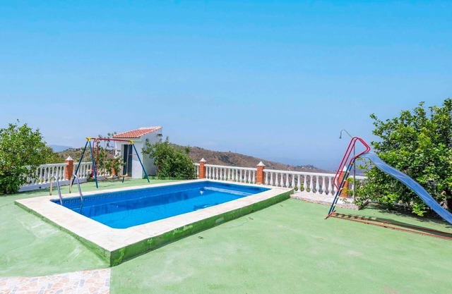 Villa Marín Canillas de Aceituno by Ruralidays