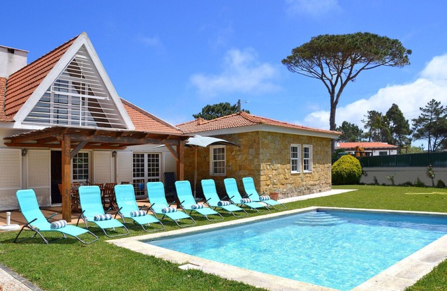 Schöne Villa mit privatem Pool, großem Garten, im Naturpark Sintra
