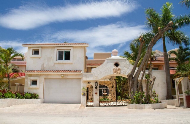 VILLA MARAVILLA ¡CASA DE LUJO!
