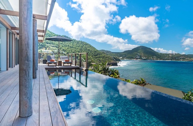 Villa Maria | Ocean Front - Located in Wonderful Pointe Milou with Private Pool