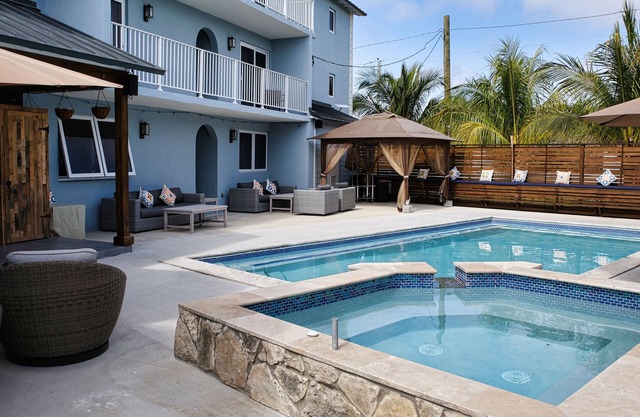 Villa Marina Suites