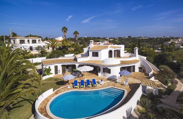Villa Marinha - Villa nur wenige Gehminuten vom schönen Strand in der Nähe von Carvoeiro
