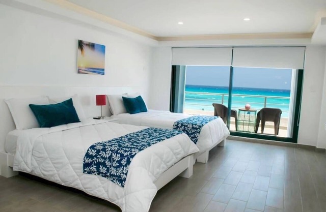 Villa Marlin, Cancun Caribe, Ocean front
