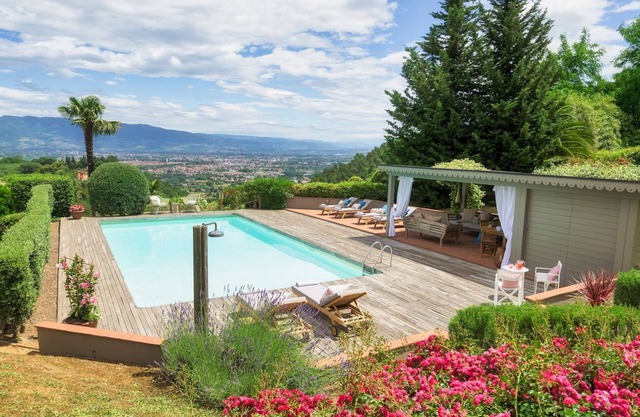 Villa Marraccini 8, Emma Villas