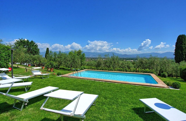 Villa Marusca – Villa in Panorama- Lage mit privatem Schwimmbad in der Toskana