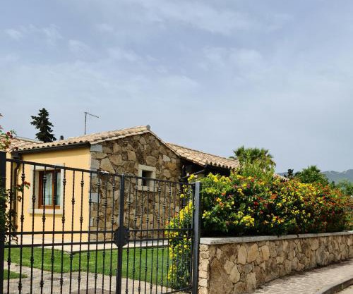 Villa Mathias