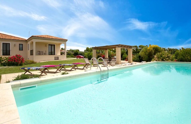 Villa Melisandre in Alghero: privater Pool, unbegrenztes WiFi, Klimaanlage