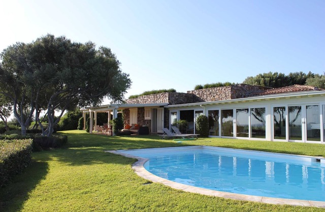 Villa Meravigliosa - Sunny Beachfront And Luxury Home