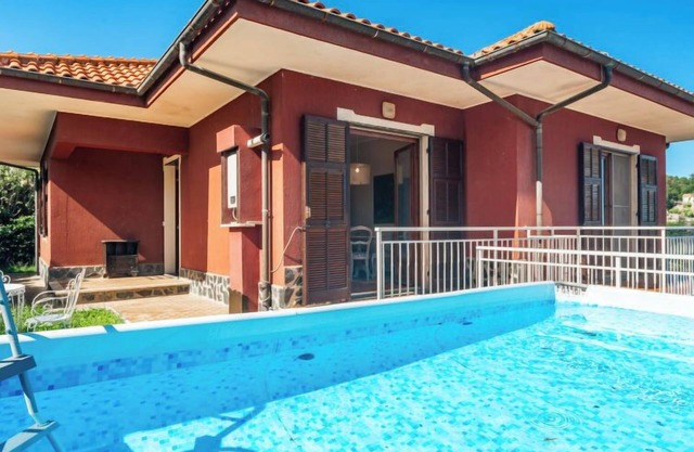 Villa Michelle by Interhome