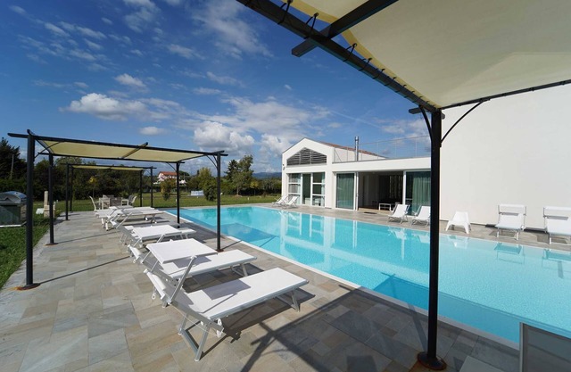 ¡Villa Micol a 5' del mar!