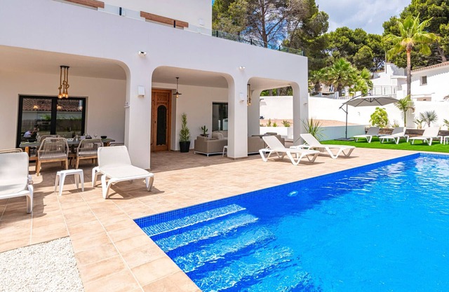 Villa Milana Sea views & Beach vibes