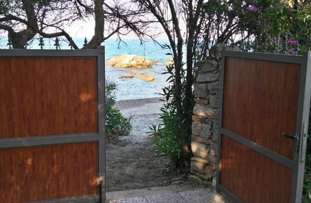 VILLA MILVIO con accesso privato in spiaggia