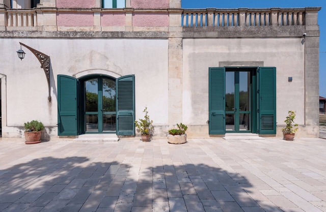 Villa 'Minioti Double Apartament' mit gemeinsamer Terrasse, WLAN und Klimaanlage