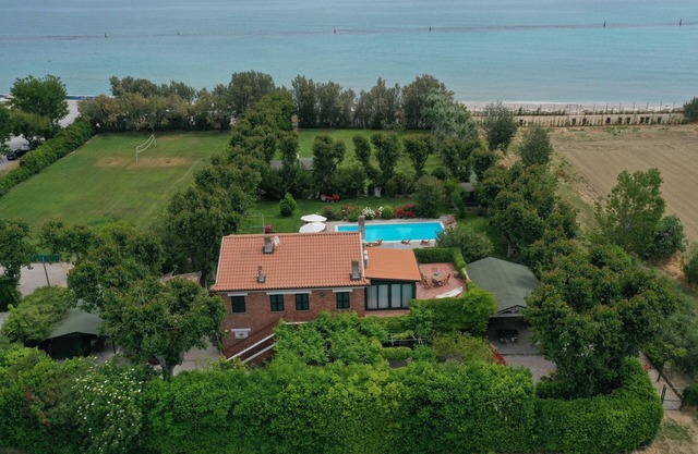 Villa Mirella Beach