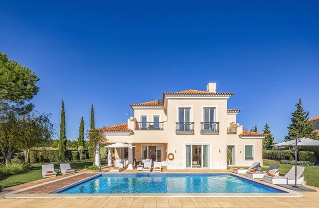 Villa Monte Rei 43 by Villa Plus