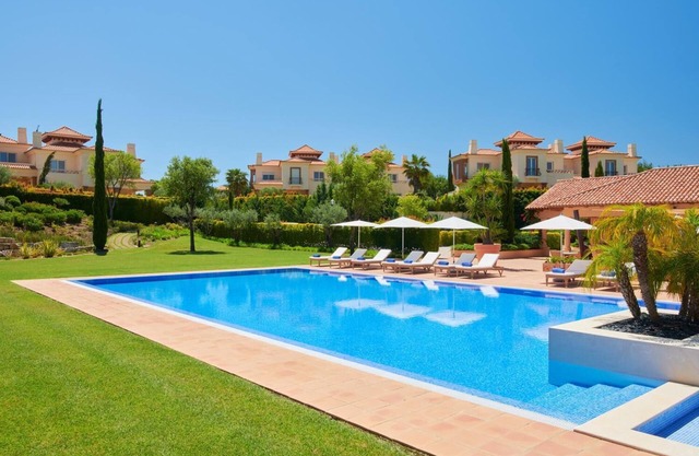 Villa Monte Rei 8 - Drei Schlafzimmer Villa, Schläft 6