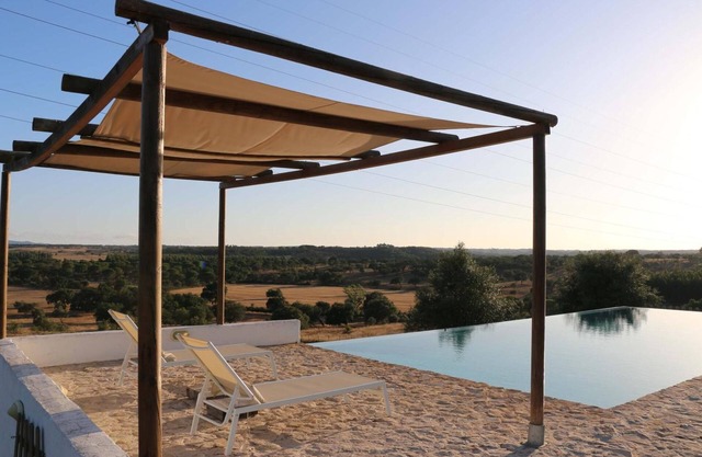 Villa 'Monte Da Casa Nova' mit privatem Pool, Wi-Fi und Klimaanlage