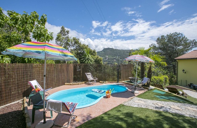 Villa Monte Enrico - Pool And Whirlpool, Camporosso, Italy
