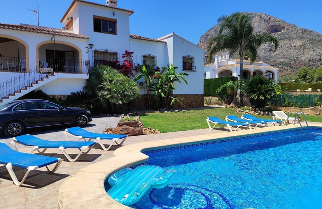 Villa Montgo Großes Haus mit beheiztem privatem Pool