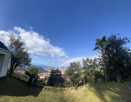 Villa Natural Oasis with panoramic view & bio-diverse 9 950m2 garden