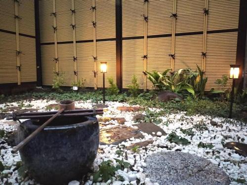 Villa near Kinkakuji 金閣寺周辺 貸切町屋 無料駐車場 メルセデス貸出 Pets OK