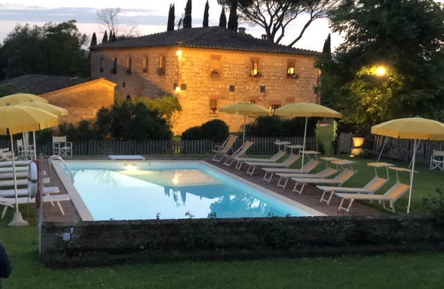 Villa in der Nähe von Siena mit Klimaanlage und beheiztem Pool