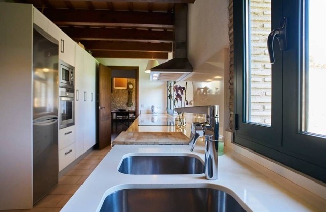 Villa in der Nähe von Sitges zu vermieten, Ferienvilla sitges mit privatem Pool, Villa mit Pool sitges, Villa in sitges spanien
