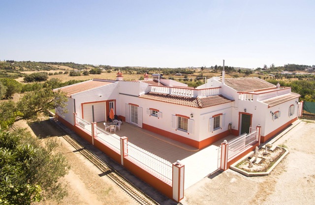 Villa in der Nähe von Meia Strand und der Golfplatz Palmares