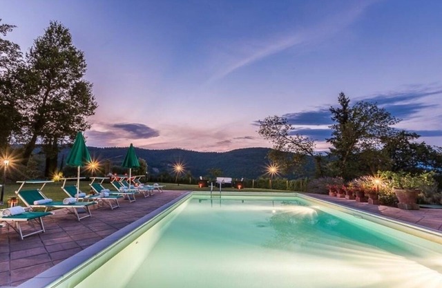 Villa in Ripoli mit 5 Schlafzimmern 10 Schlafplätzen