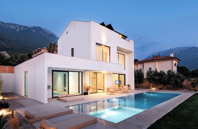 Villa Neo with 2 private pools, bbq, jacuzzi and sauna