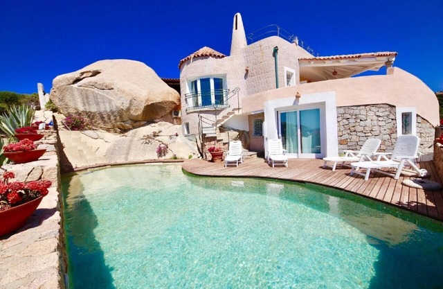 Villa Aphrodite - Luxusvilla am Meer mit eigenem Pool