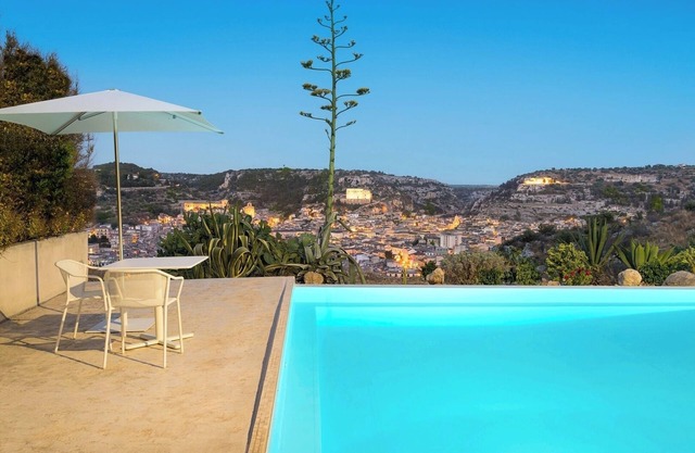 Villa Nico - 10 Guests - Exclusive villa with pool