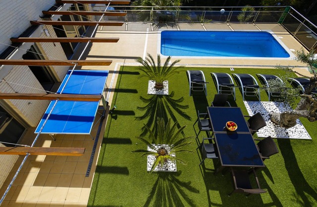 Villa NINA with private pool, beach at 500m