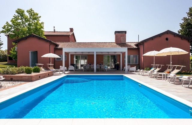 Villa Ninetta 10+1, Emma Villas
