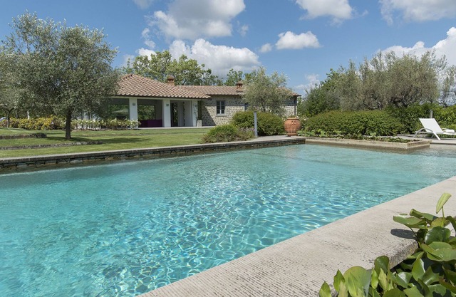Villa Ninfeo 10+4, Emma Villas