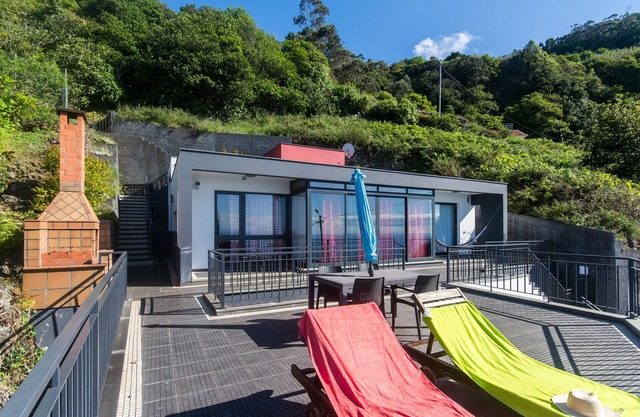 Villa Ocean View von in der Nähe des Naturschwimmbecken von Porto Moniz, Madeira