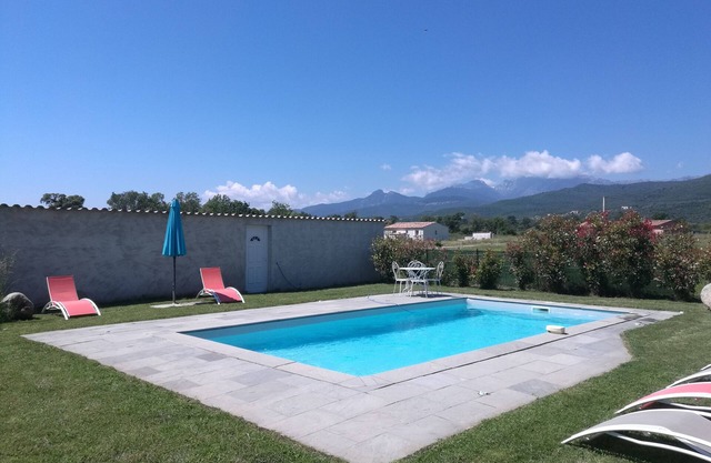 Villa von 70m² mit privatem Pool 8X4 komplett ausgestattet eingezäunt