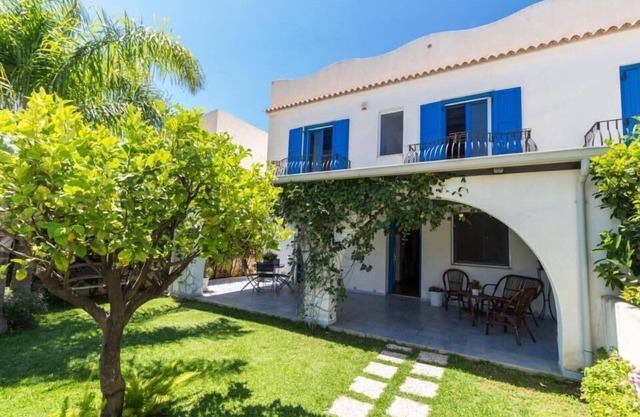 UNVERGLEICHBARES ANGEBOT! Marina di Ragusa Villa