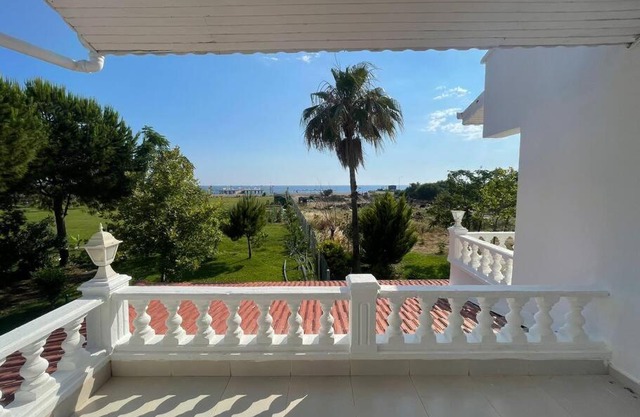 VILLA ON THE BEACH