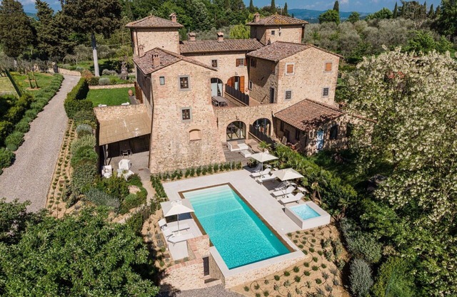 Villa in Tavarnelle Val Di Pesa mit 6 Schlafzimmern 13 Schlafplätzen