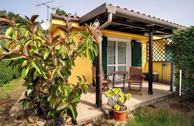 Villa 'Pairola' mit Meerblick, privatem Garten und Klimaanlage