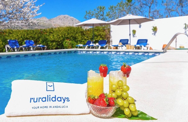 Villa Paqui Villanueva de la Concepción by Ruralidays