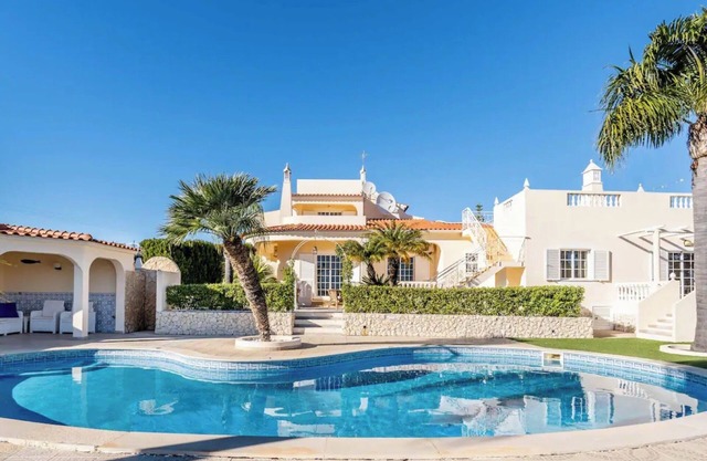Villa 'Paraíso' mit privatem Pool, WLAN und Klimaanlage