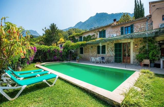 Villa 'Patró Lau' mit Bergblick, Wi-Fi und Klimaanlage