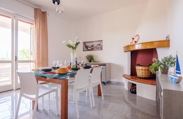 Villa 'Perla Marina Luxury' mit Meerblick, WLAN und Klimaanlage