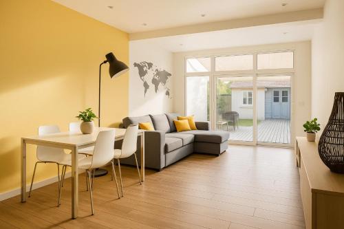 Villa Petit Charles - CDG Paris airport - Parc Asterix - Extra Shuttle